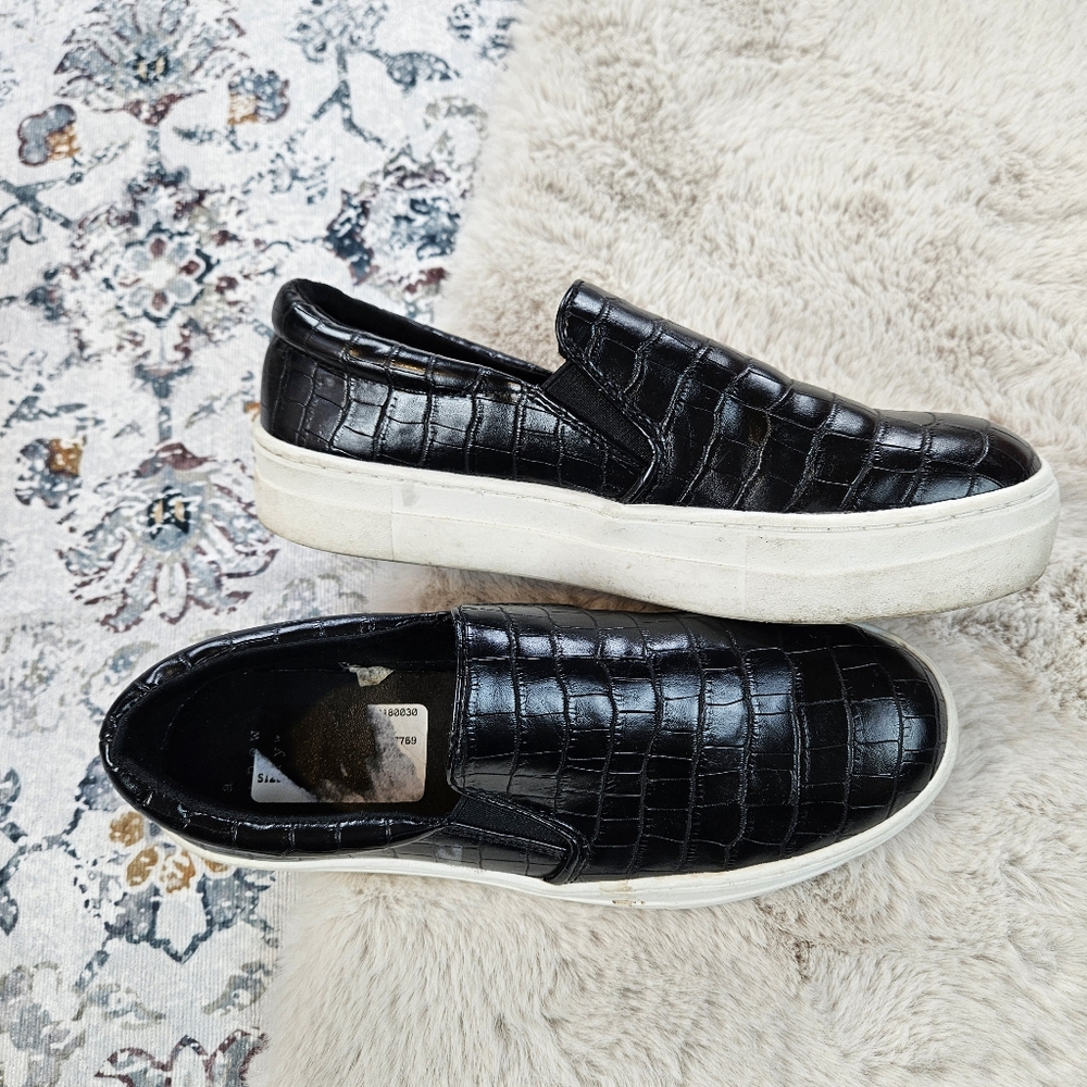 A New Day Women's Bibi Sneakers Black Snake Skin Like Print US 7.5 - Picture 4 of 9